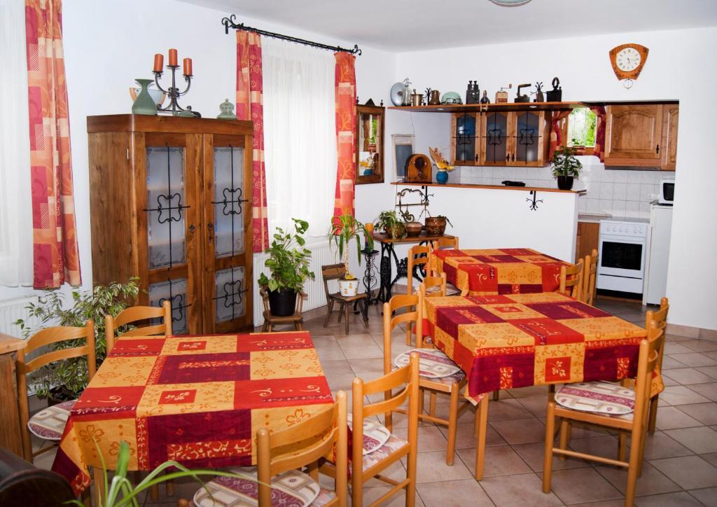 Varga Apartmanhaz 잘라카로쉬 외부 사진